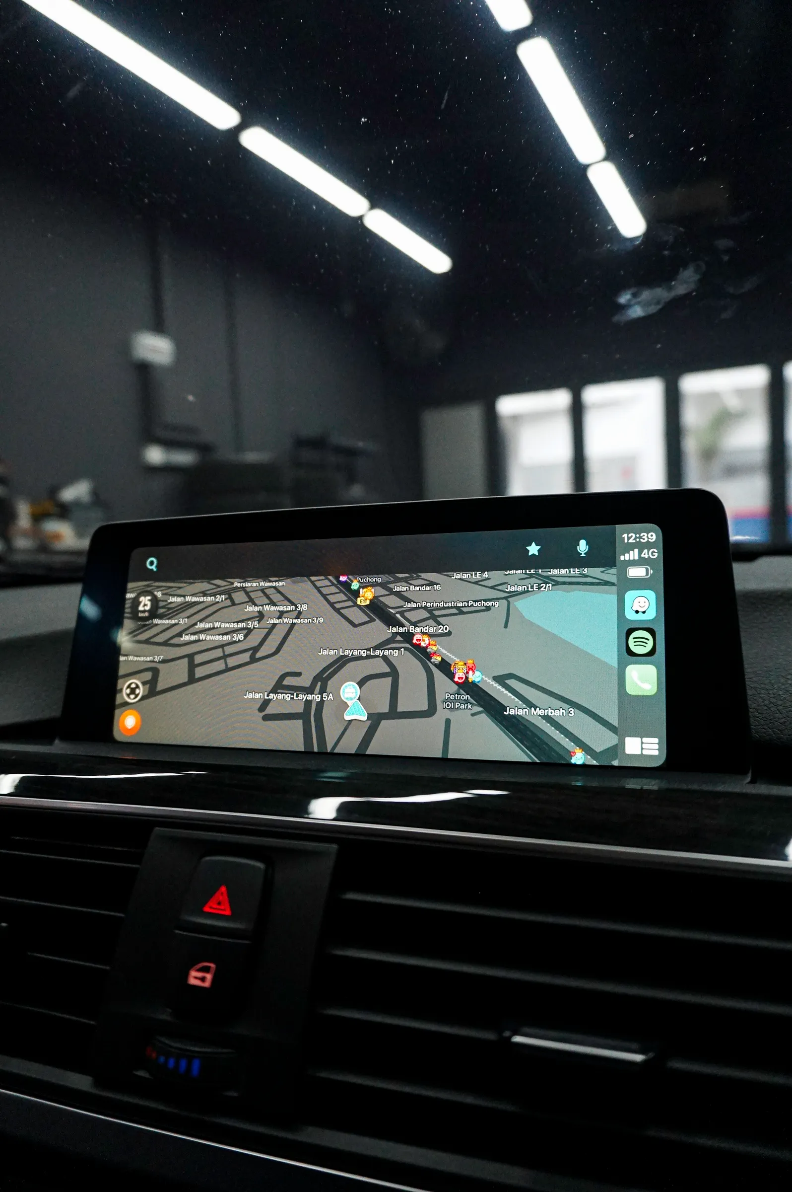 Entrynav2 Retrofit 8.8" — F3x 4