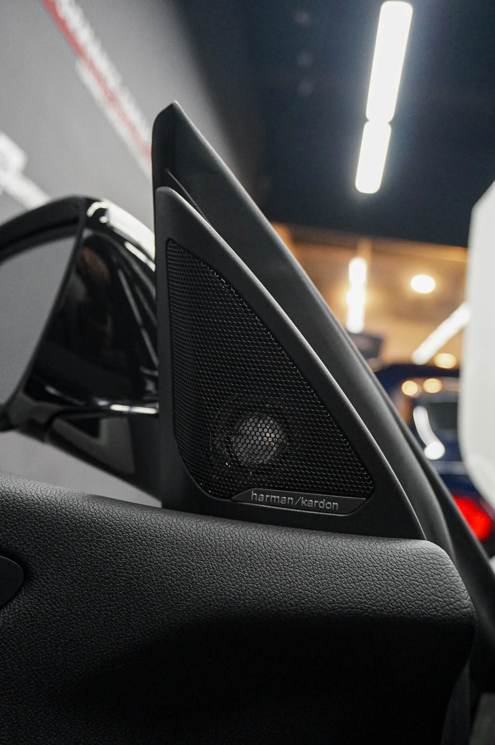 Bowers & Wilkins — F44 Gran Coupe 4