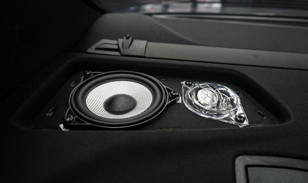 Bowers & Wilkins — G30 520i 530e (HiFi) 7