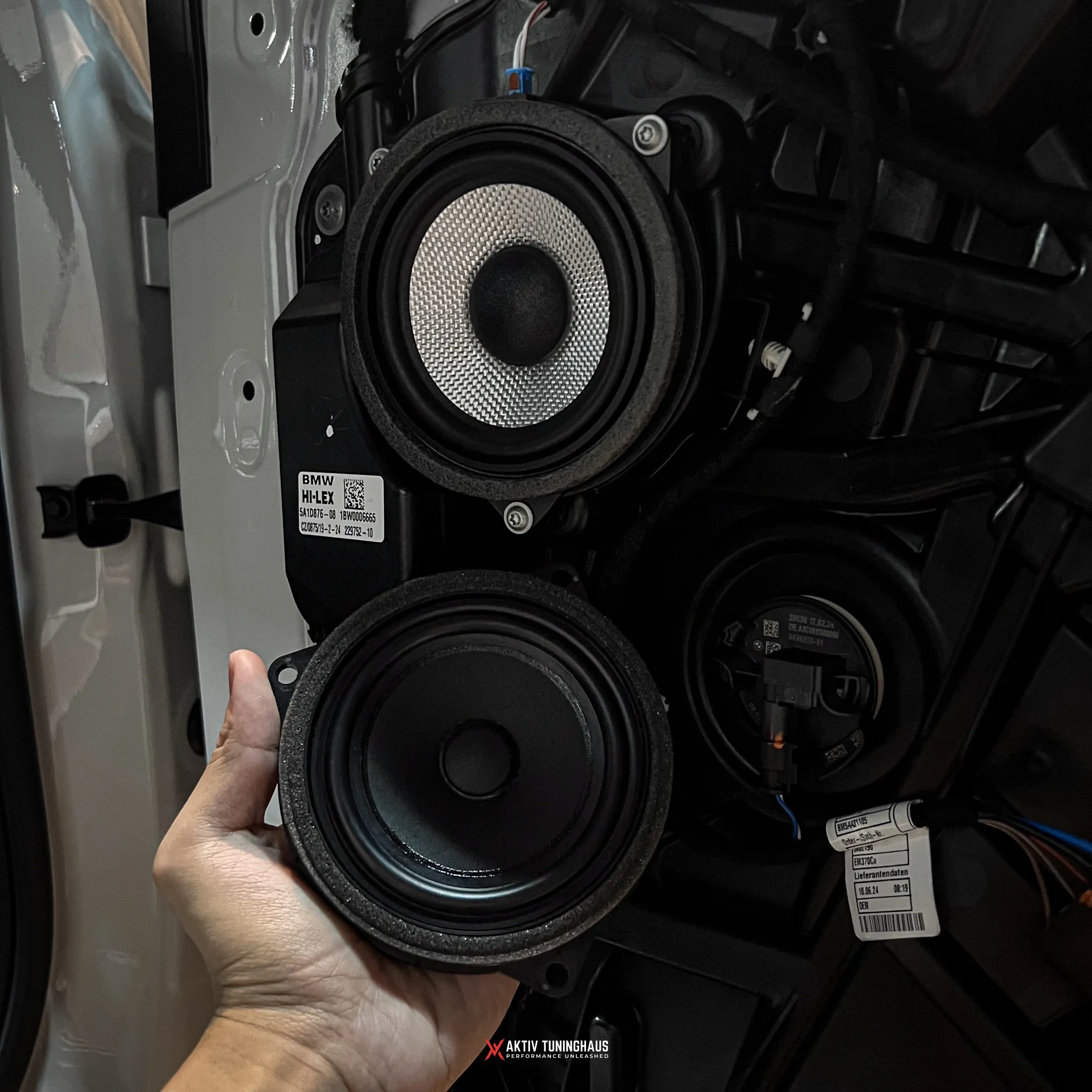 Bowers & Wilkins — U11/U10 X1/X2 Stereo 2