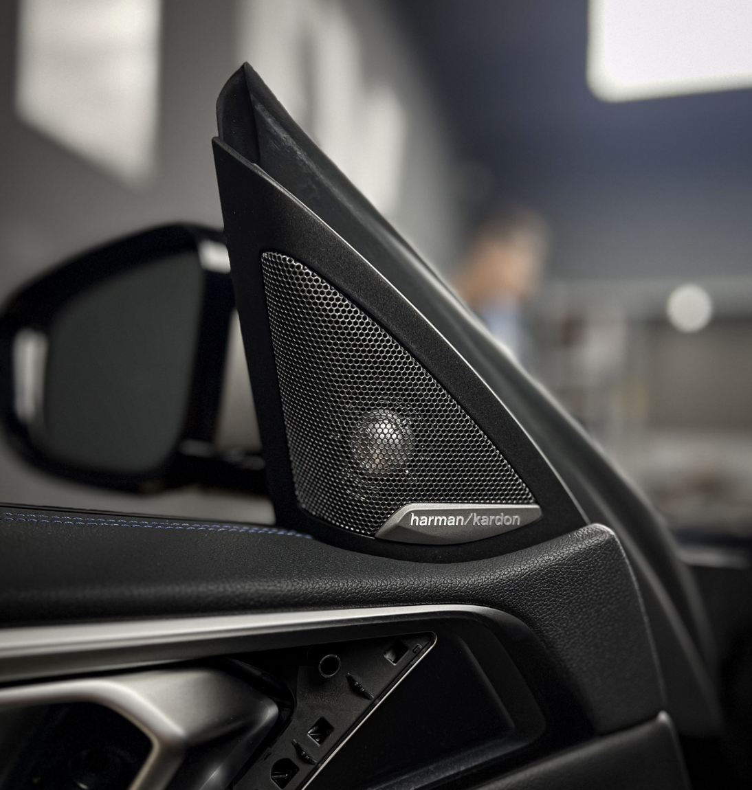 Bowers & Wilkins — G22 4 Series (Harman Kardon) 4