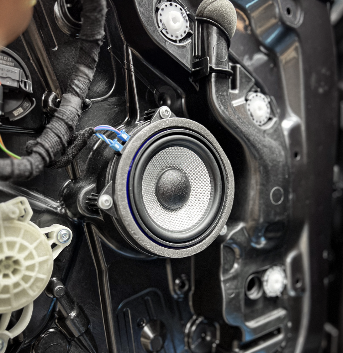 Bowers & Wilkins — G20 3 Series (HIFI) 7