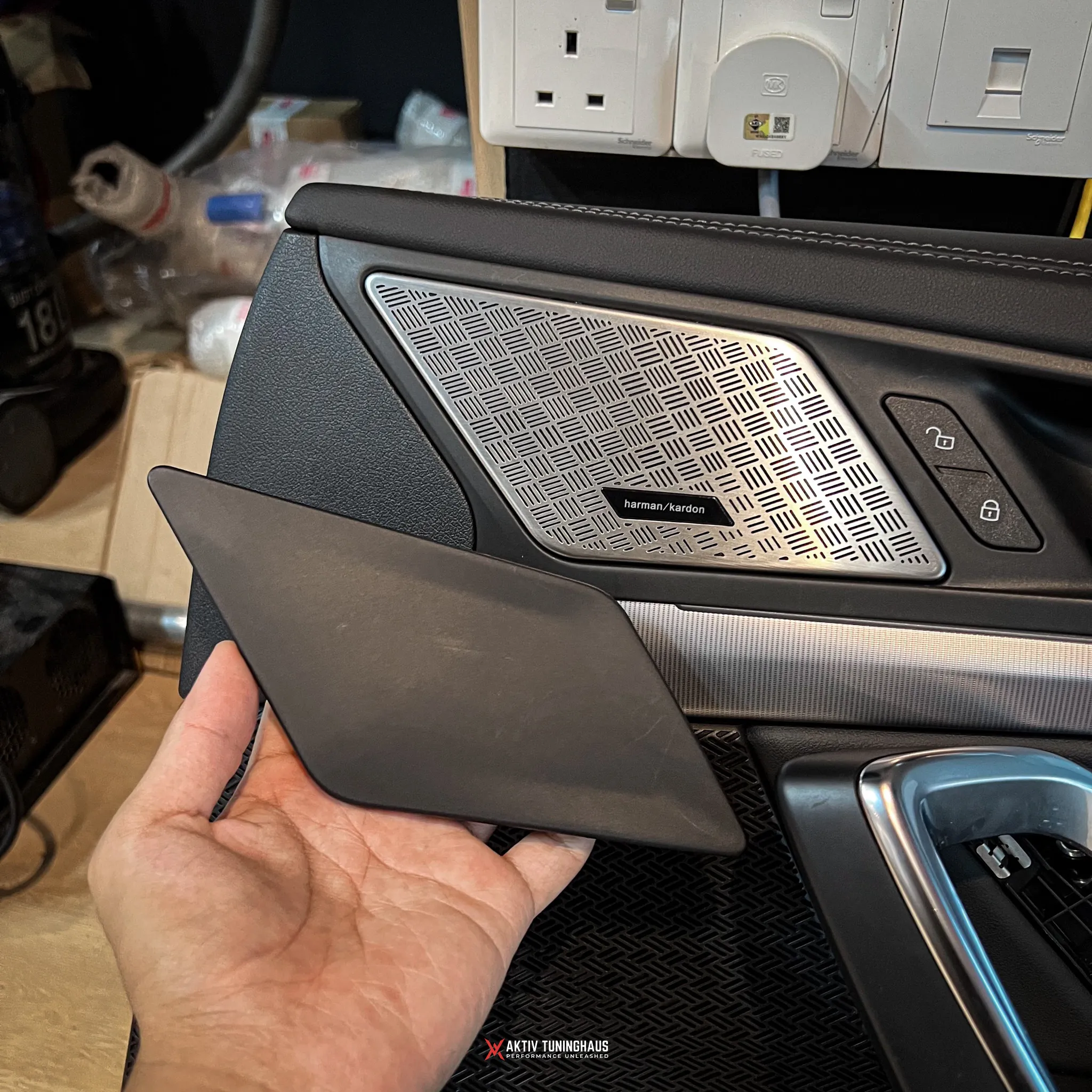 Bowers & Wilkins — U11/U10 X1/X2 Stereo 3
