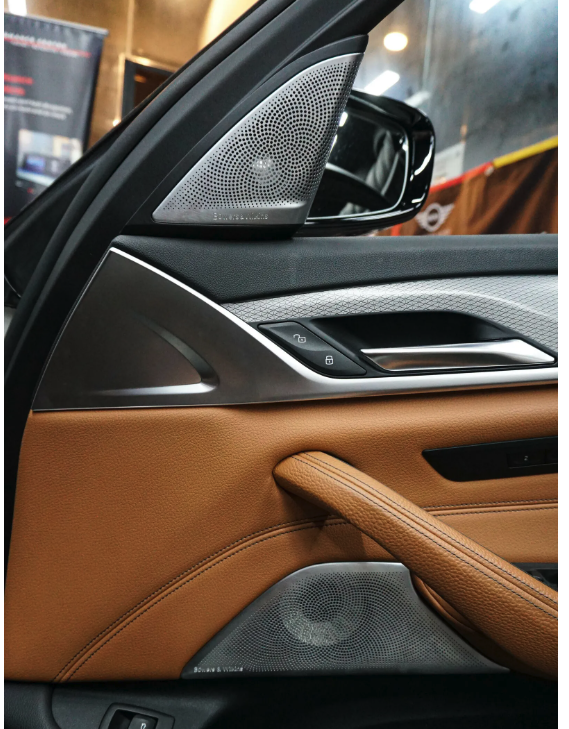 Bowers & Wilkins — G30 530i (Harman Kardon) 5
