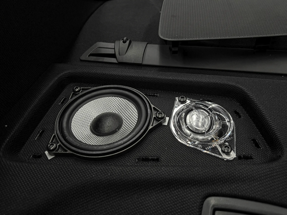 Bowers & Wilkins — G30 530i (Harman Kardon) 7