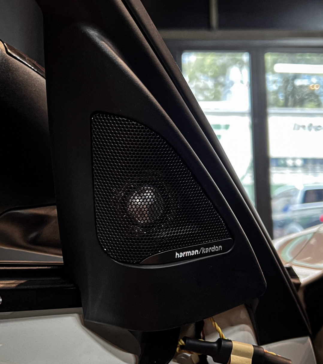 Bowers & Wilkins — F30 3 Series (Stereo) 3