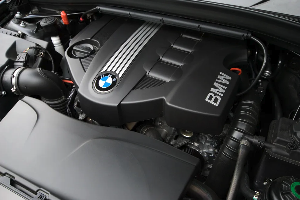 BMW N47 2.0L Engine Oil Service