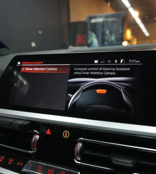 BMW Driving Assistant Professional - G20 G22 3