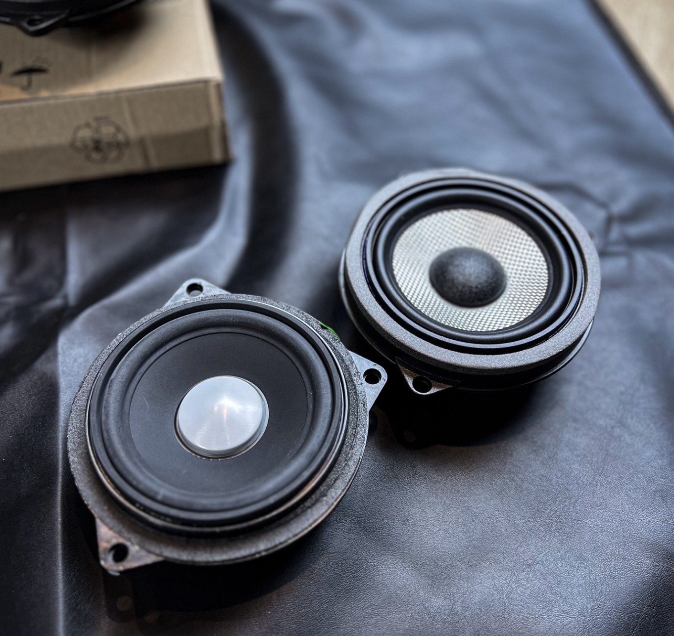 Bowers & Wilkins — F54 F55 F56 F57 F60 (Harman Kardon) 5