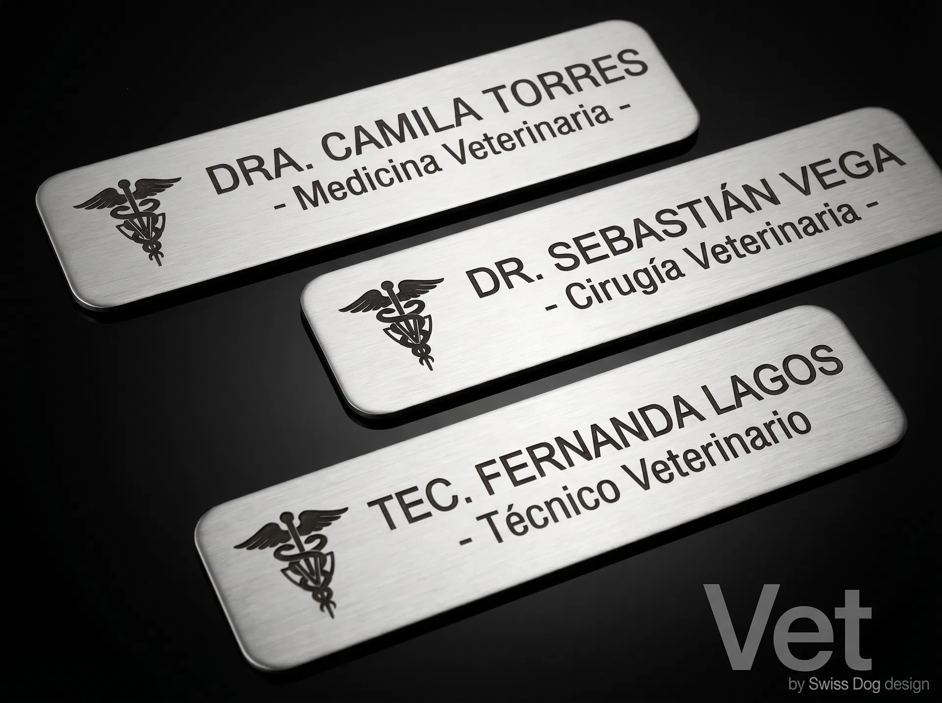 Placas de Médicos y Staff Veterinario