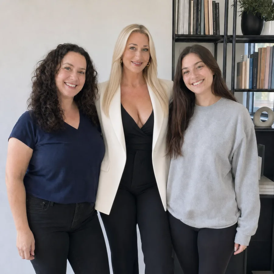 Absolventin der Wimpern Grundausbildung bei Maryelle Beauty Academy