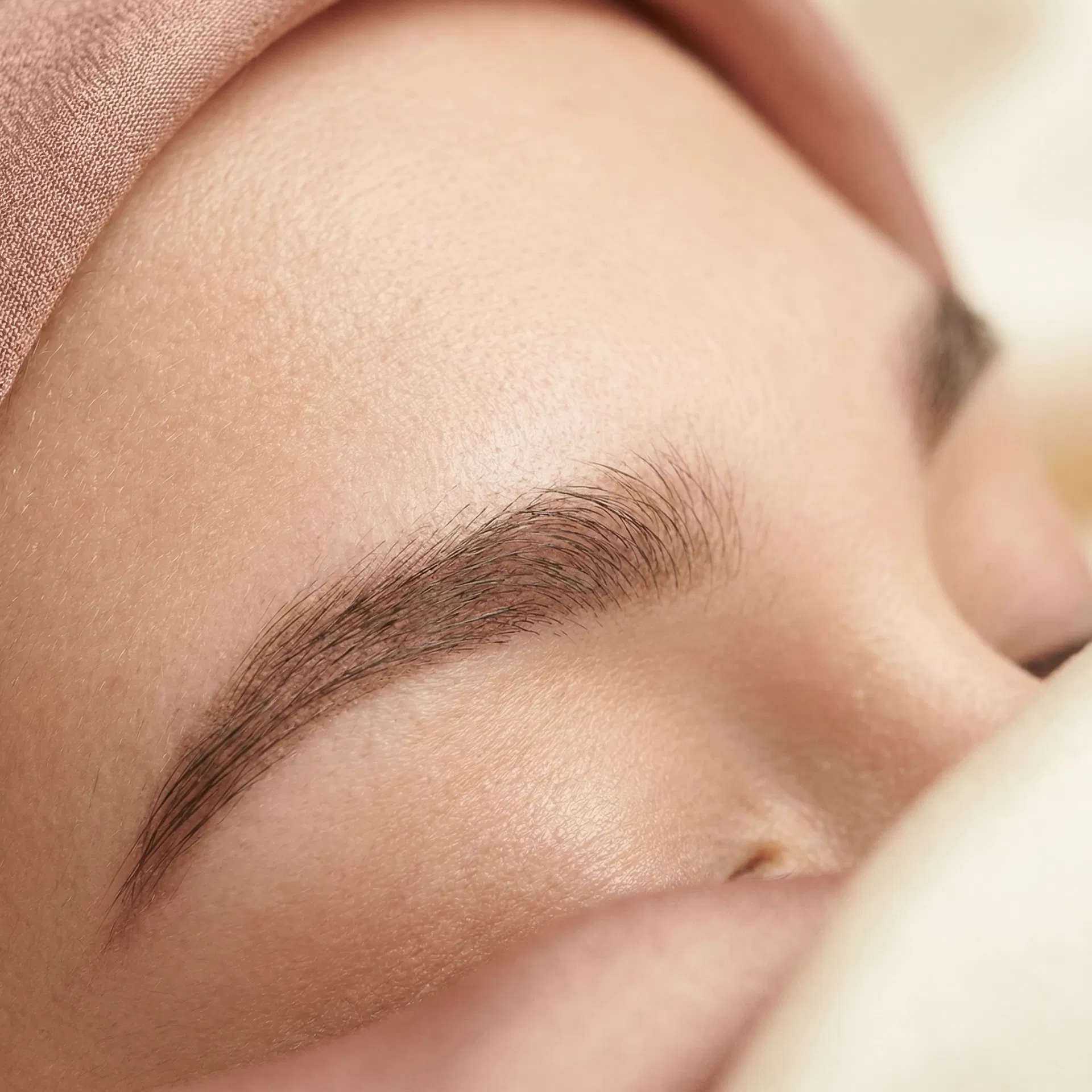 Microblading – Natürliche Haarstriche