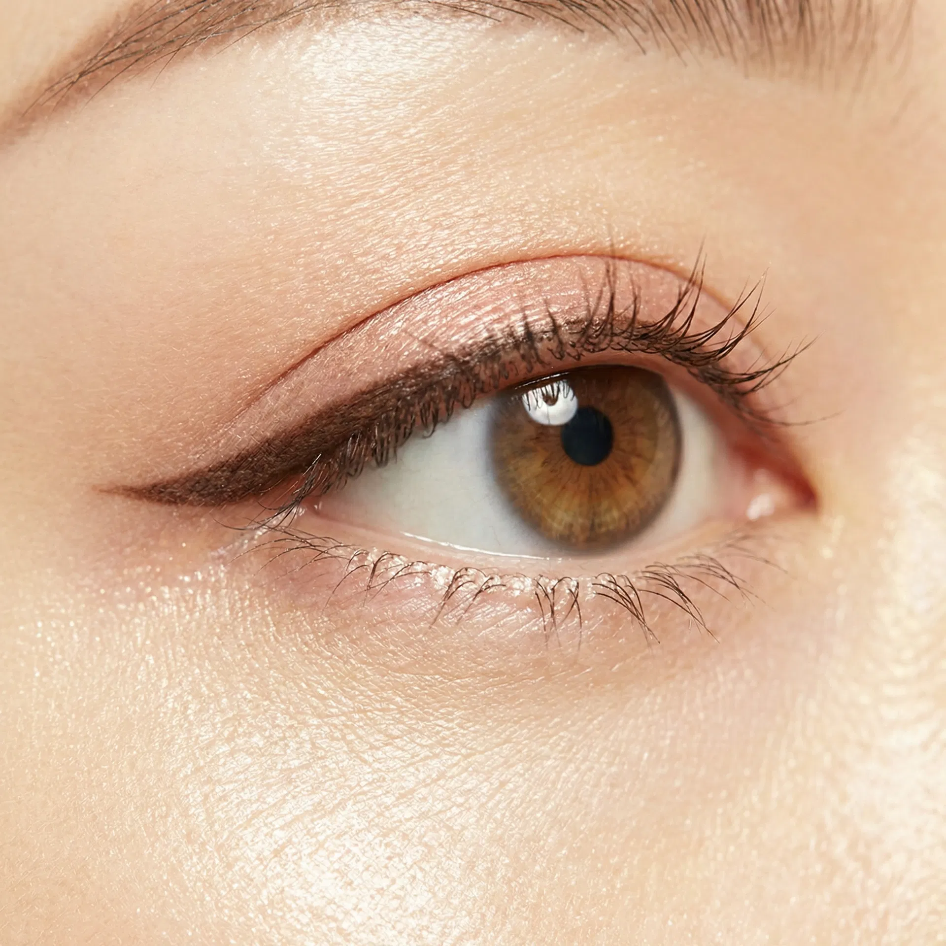 Permanent Eyeliner – Ausdrucksstarke Augen