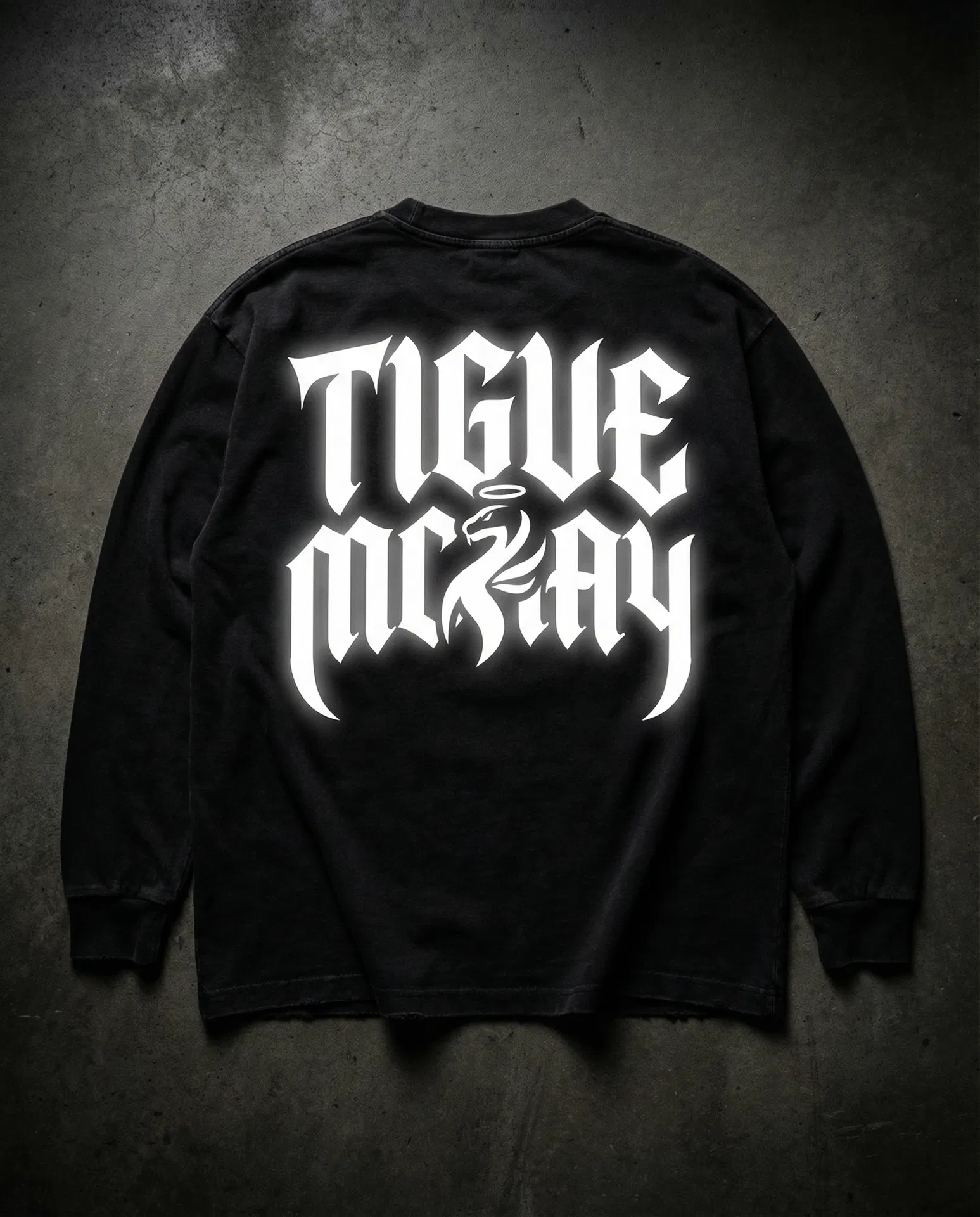 Tigue McKay Long Sleeve