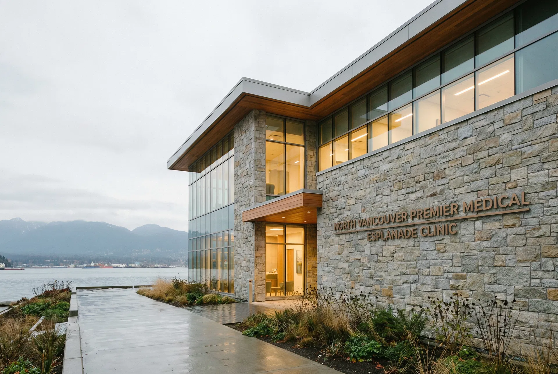8 West Clinic North Vancouver — 221 West Esplanade