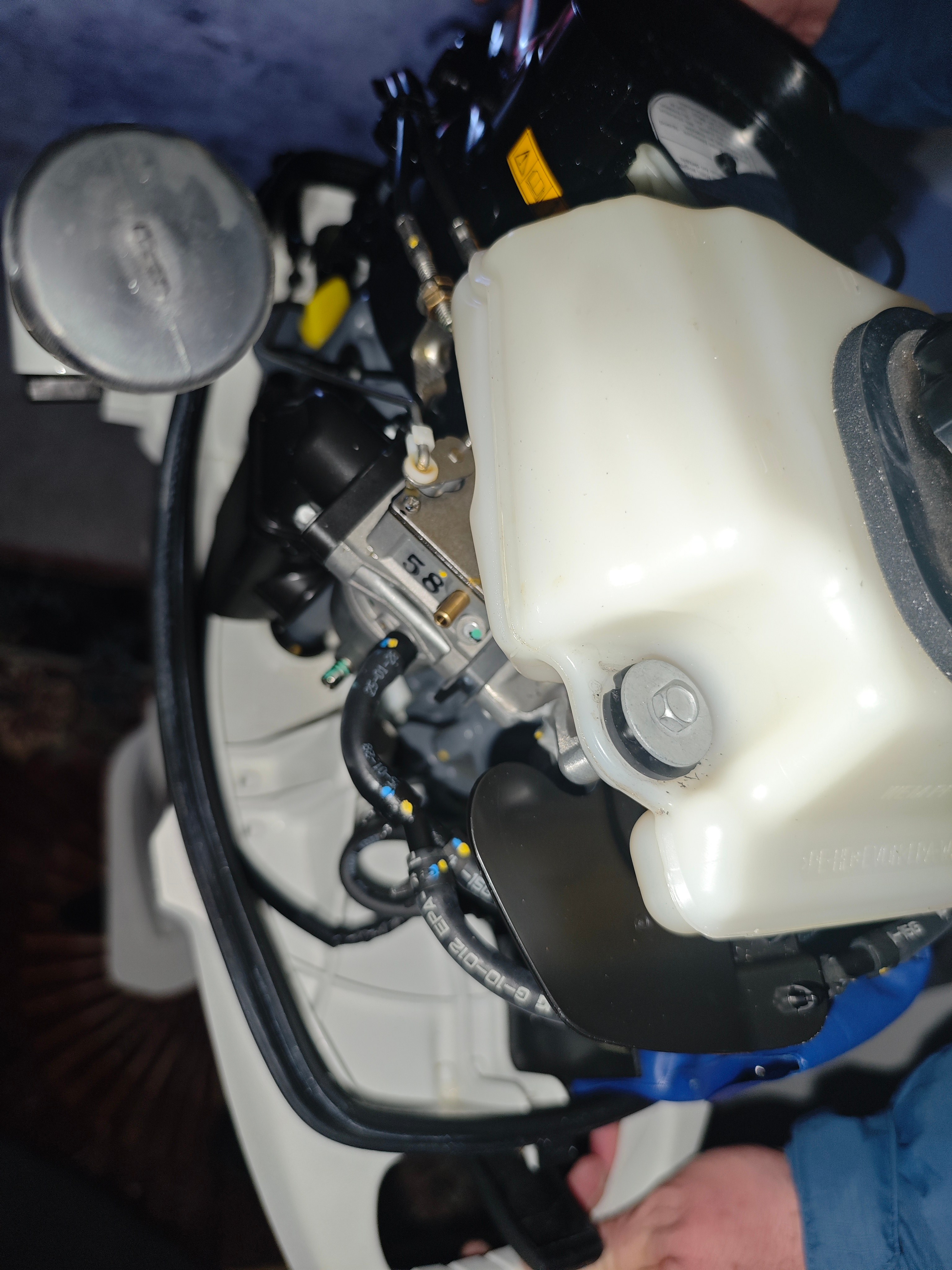 SUZUKİ 6HP 15 SAATTE GARANTİLİ LİMAN KAYİTLİ  fotoğraf 8