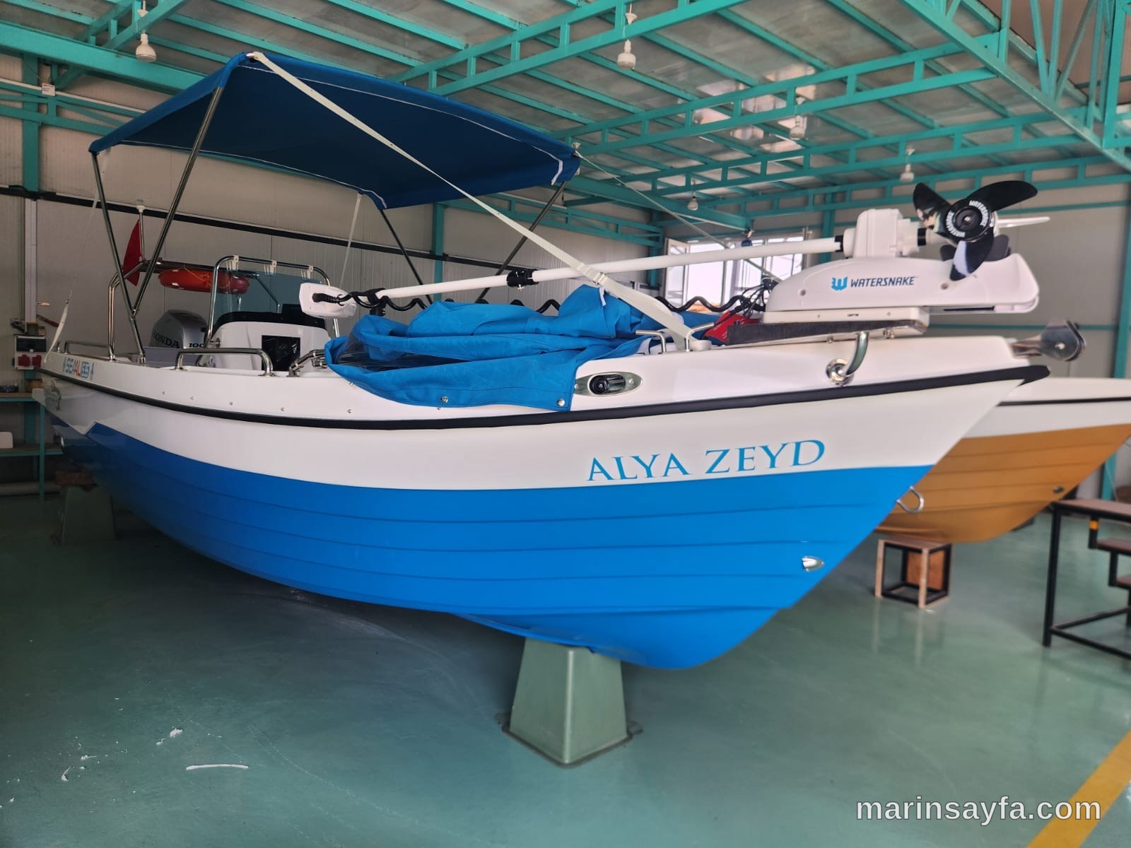 Sıfır ayarında 7 kişilik balıkçı teknesi fotoğraf 6