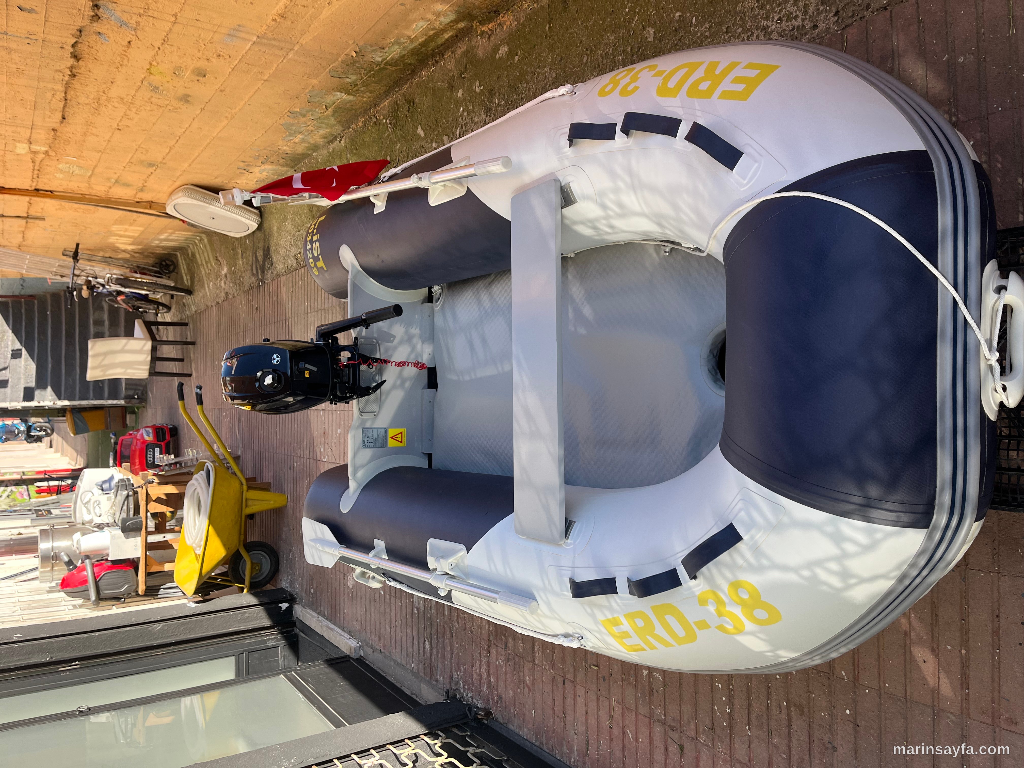 XCAPE 2.70 6HP TOHATSU SIFIRDAN FARKSIZ LIMAN KAYITLI