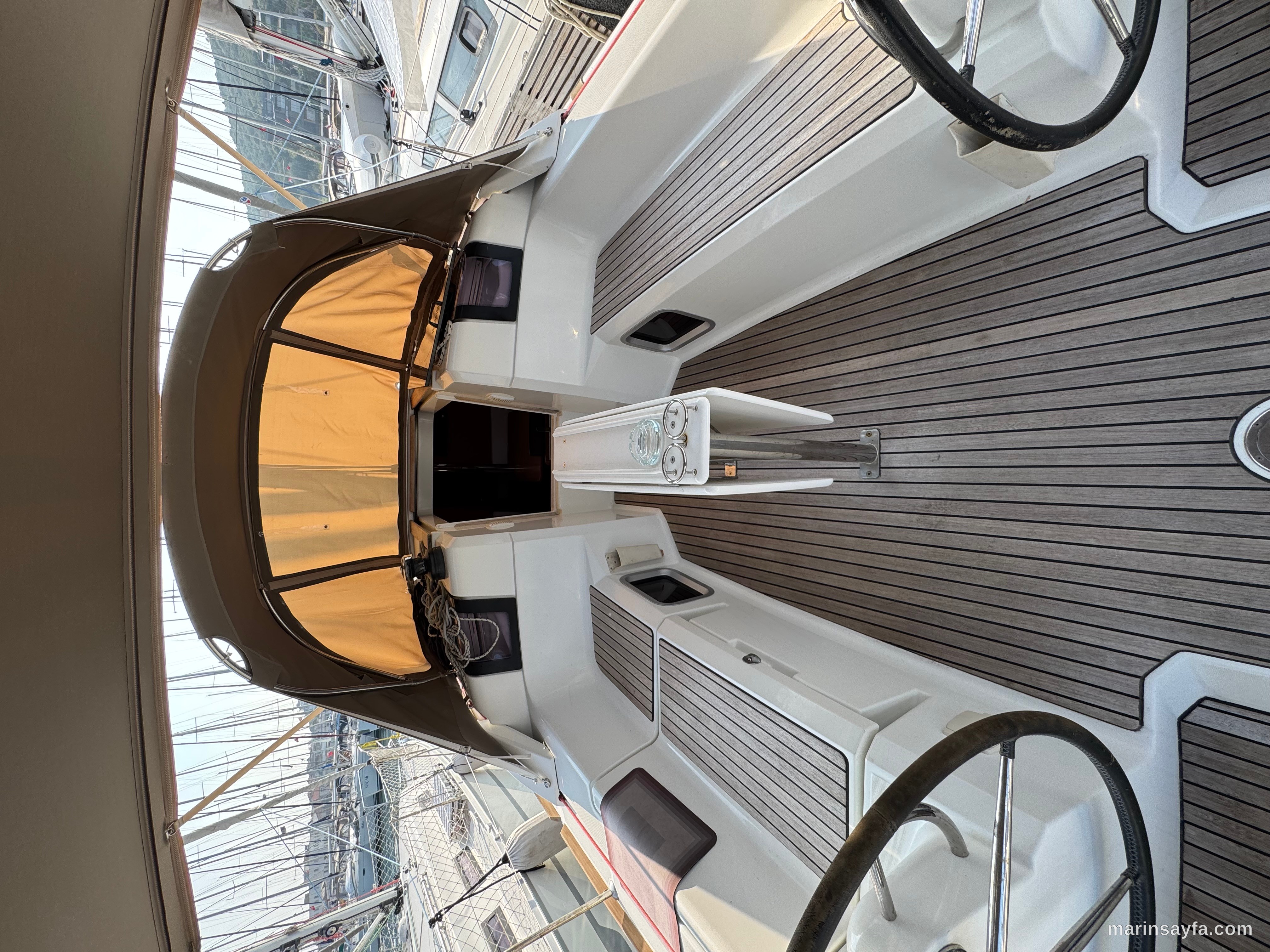 Jeanneau Sun Odyssey 379 I HEM PERFORMANS HEM KONFOR fotoğraf 2