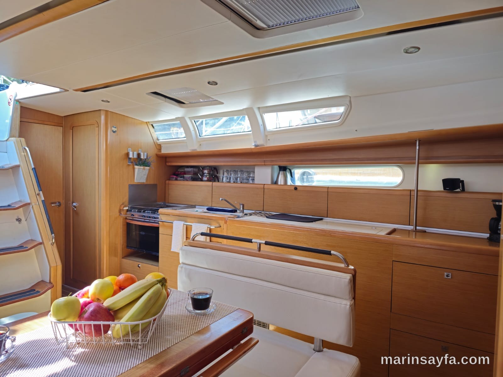 Jeanneau Sun Odyssey 44i - KONFORLU, GÜÇLÜ, BAKIMLI fotoğraf 9