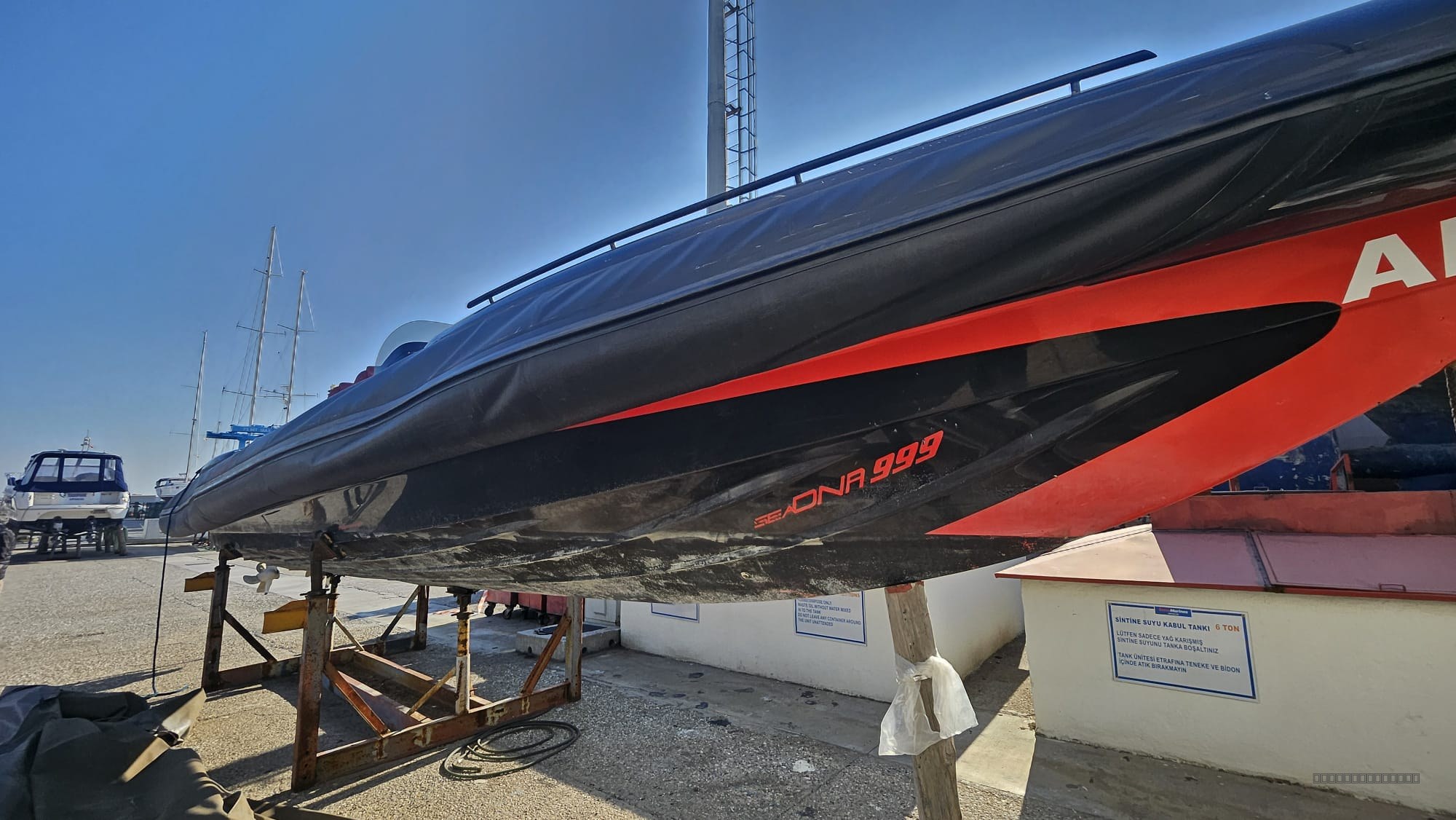 Technohull SeaDNA 999 | 2×400R Mercury Üst Düzey Performans fotoğraf 4