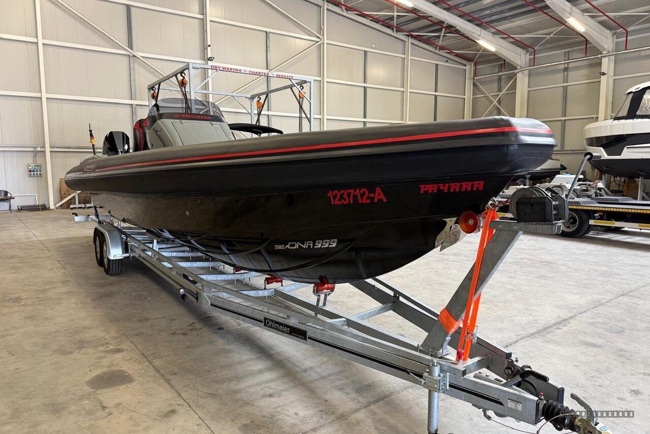 Technohull SeaDNA 999 | 2×400R Mercury Üst Düzey Performans fotoğraf 7