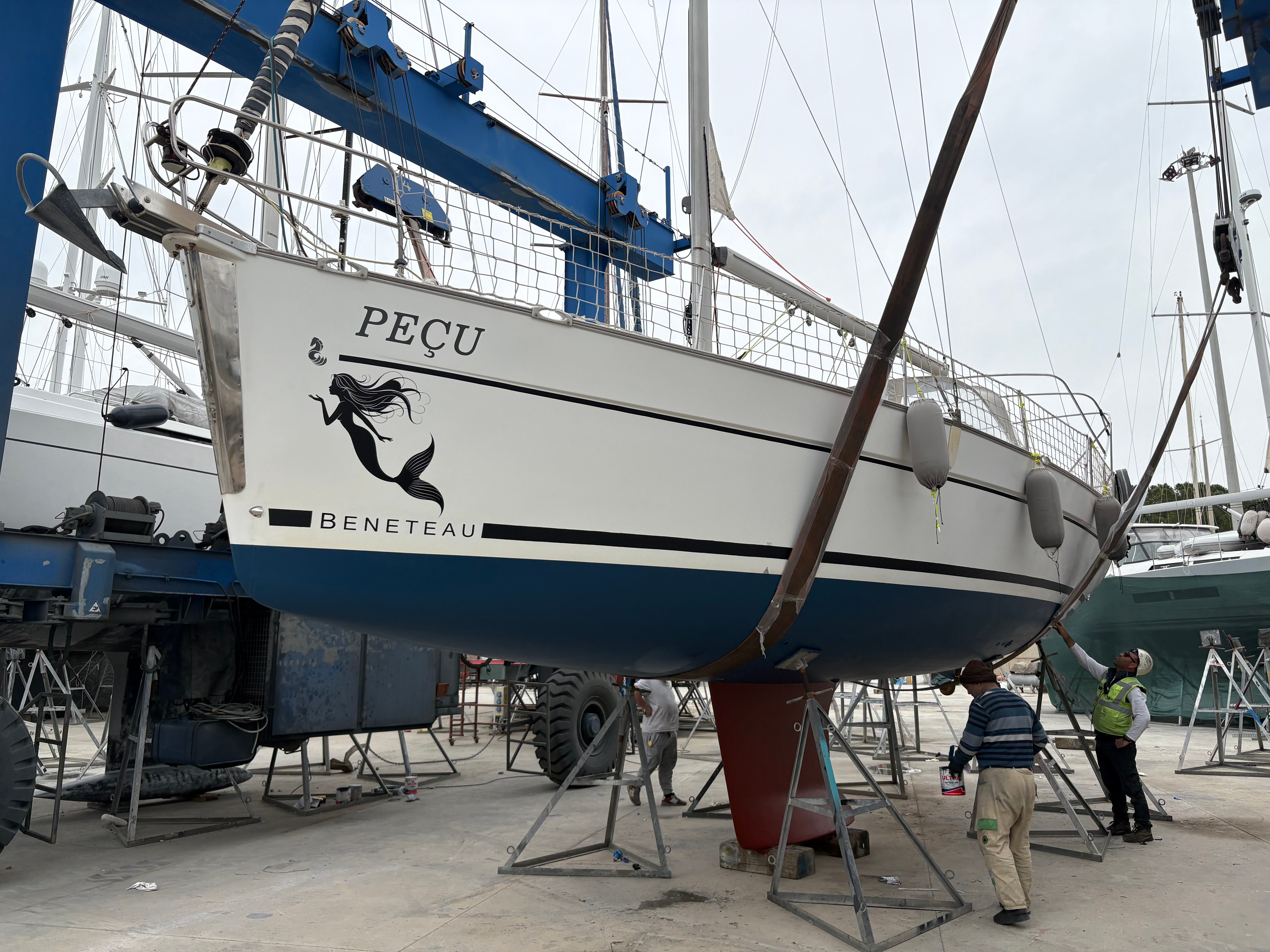 Tam donanımlı Benetau 39.3 fotoğraf 2