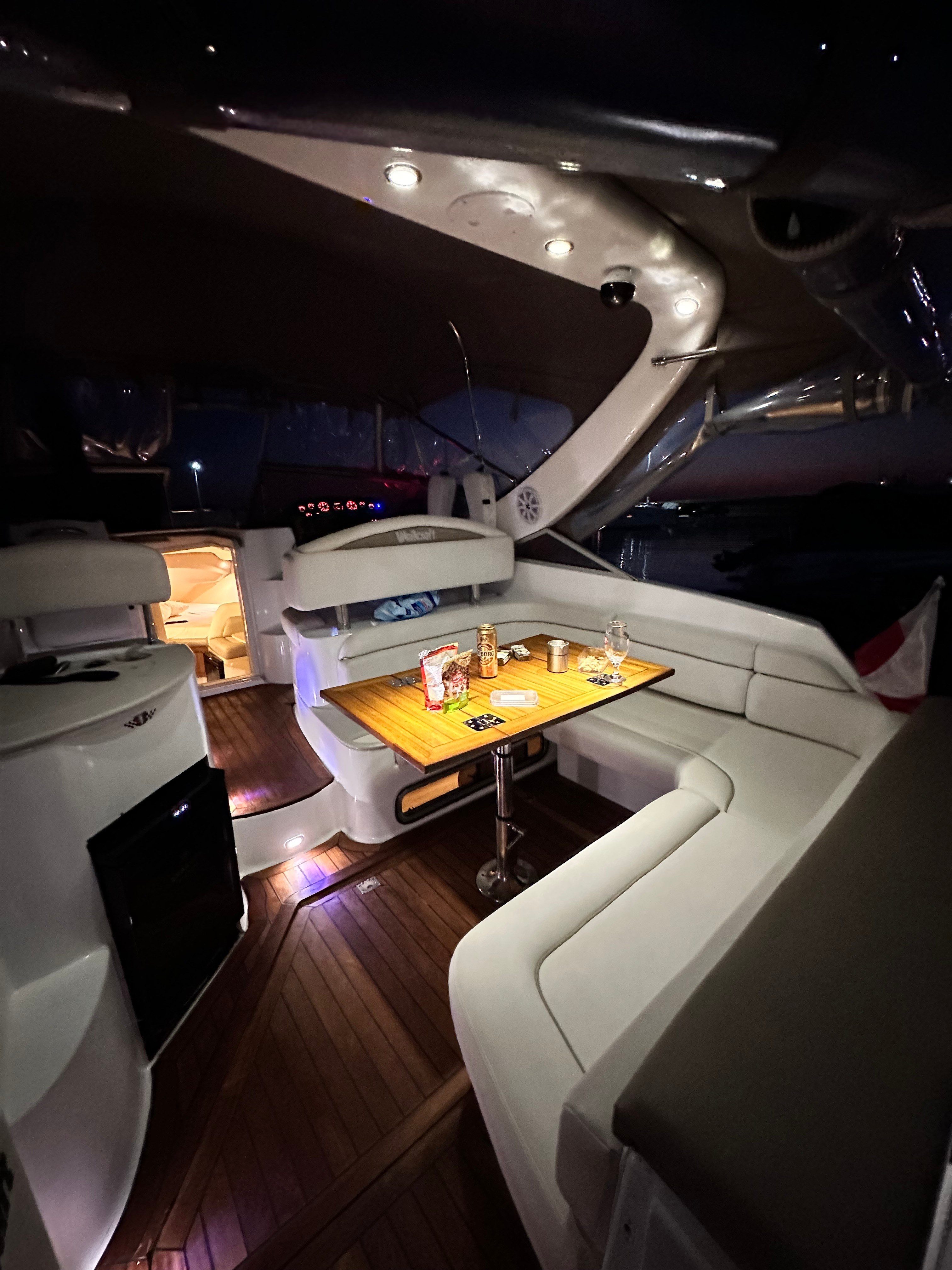 Amerikan Wellcraft full refit 