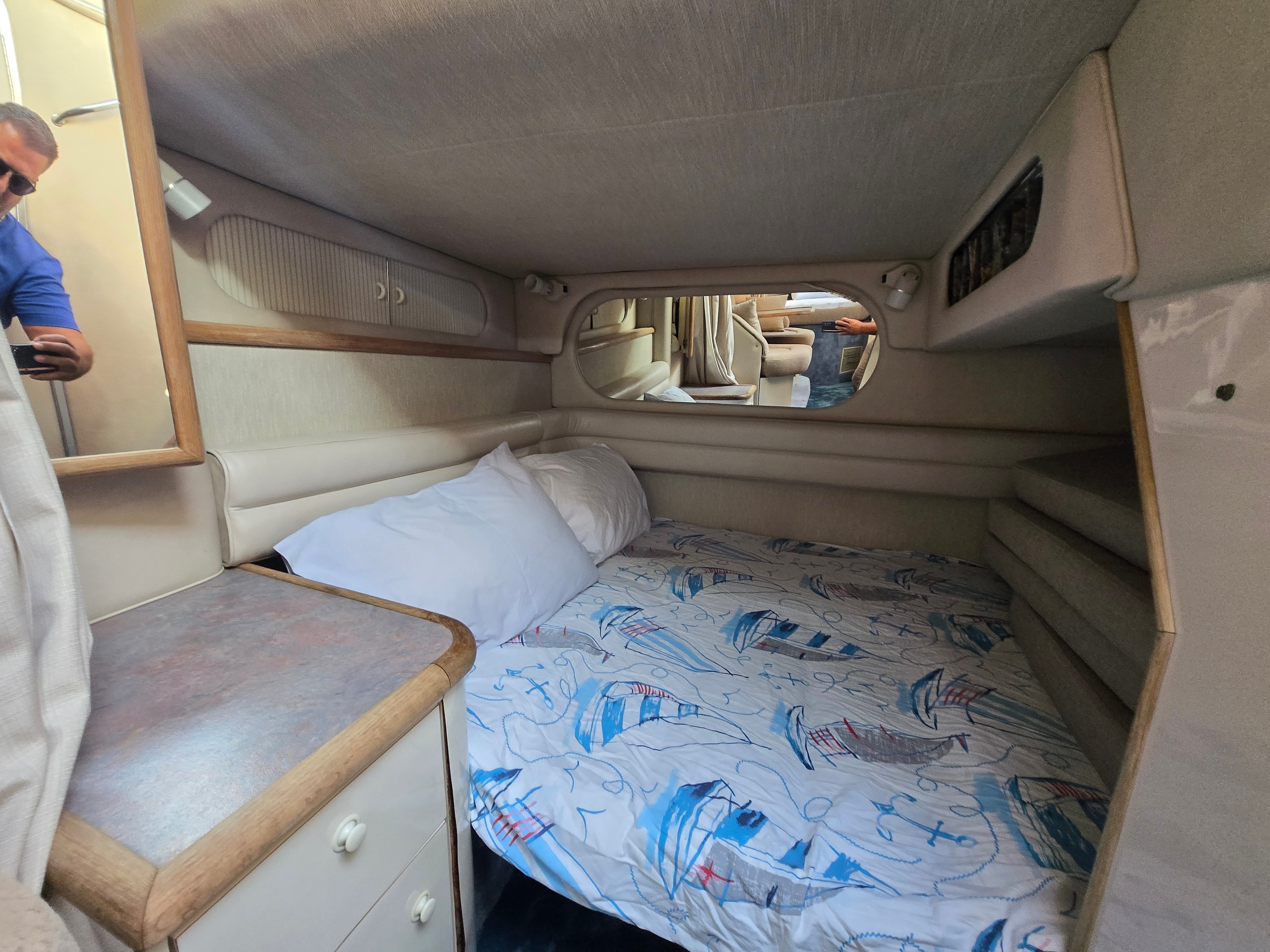 Searay 330 sundancer