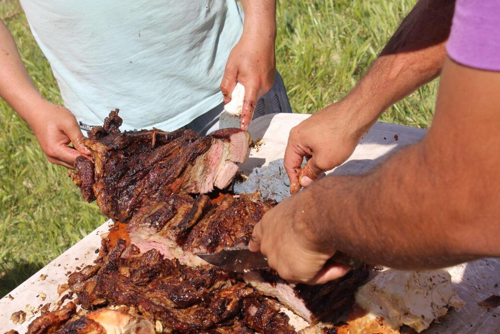 Inflație galopantă: Oamenii dintr-o țară sud-americană, forțați să mănânce carne de măgar