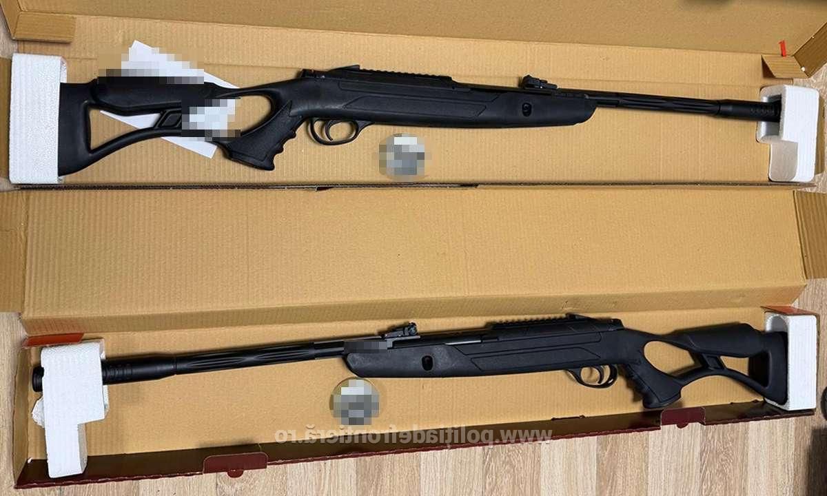 Arme și muniție, descoperite într-un colet pe Aeroportul Cluj-Napoca. Alertă maximă!