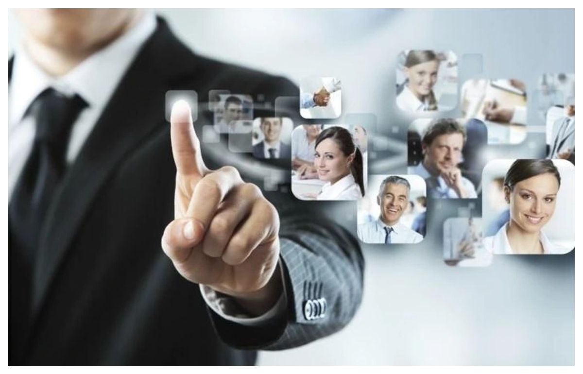 AI la birou: Cât de mult îl folosesc angajații și în ce scop?