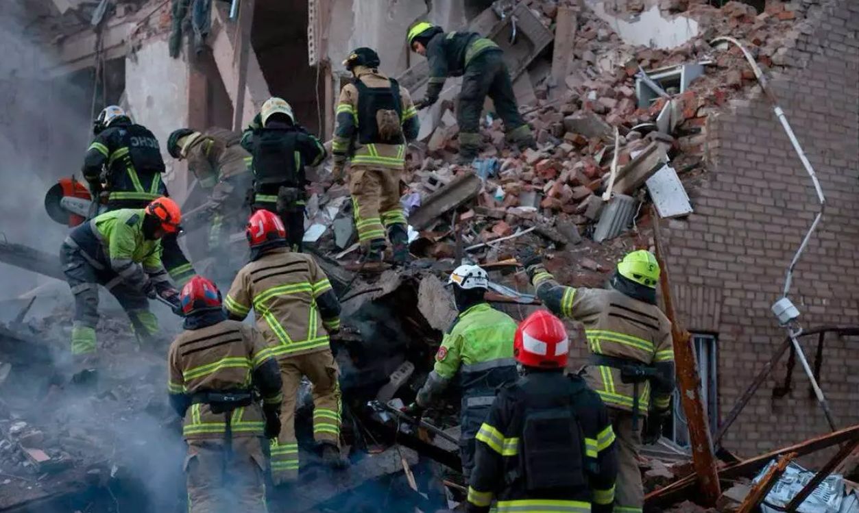 Atac masiv al Rusiei în Ucraina: 660 de drone și rachete au ucis 4 oameni și au rănit 30.