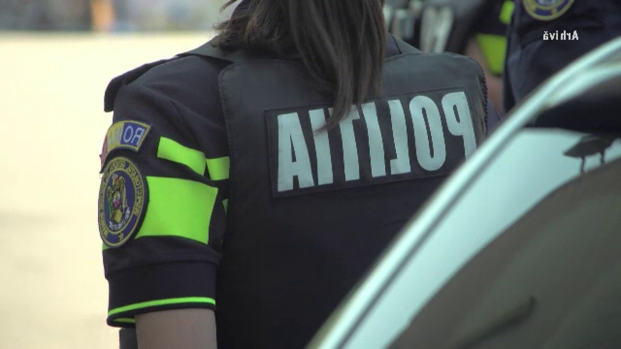 Atac brutal în propria curte: Un bărbat din Tulcea, bătut și mașina vandalizată