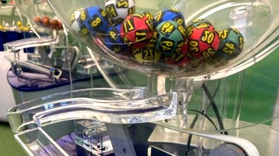 LOTO 6/49: Peste 3,54 milioane de euro așteaptă să fie câștigați duminică!