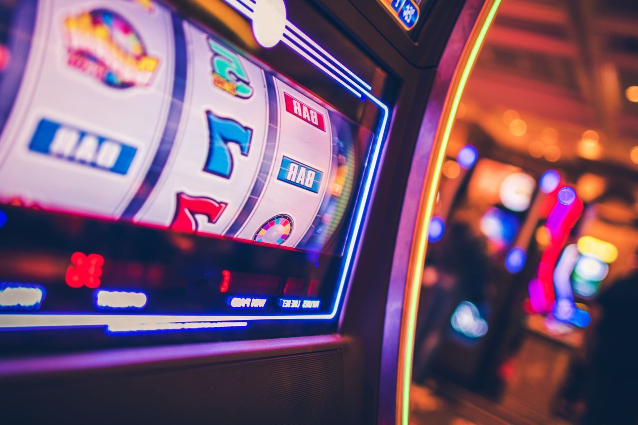 Încă două orașe din România interzic jocurile de noroc: "Nu a fost ușor!"