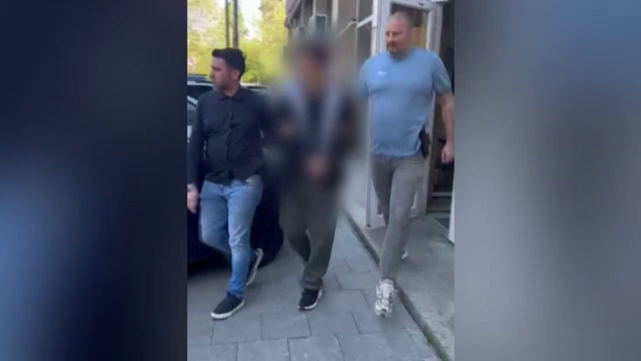 Bătută și sechestrată de iubit: cum a reușit o tânără din București să scape din infern