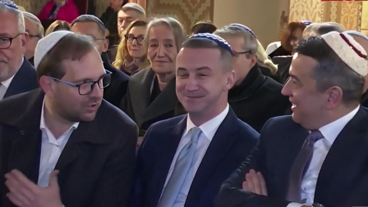 PSD, acuzat că a vândut stabilitatea țării pe un selfie cu AUR și Moscova. Fritz cere demisii!