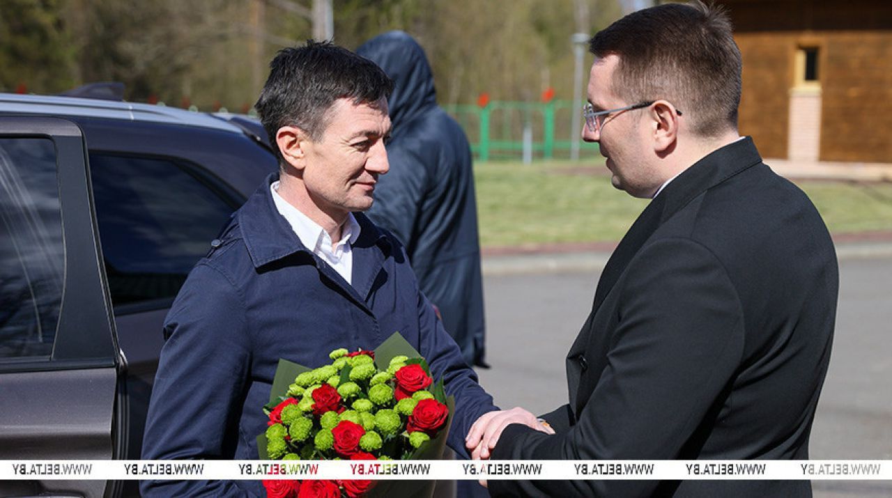 Spionul KGB extrădat de România, întâmpinat cu flori în Belarus: Secrete de stat și trădare