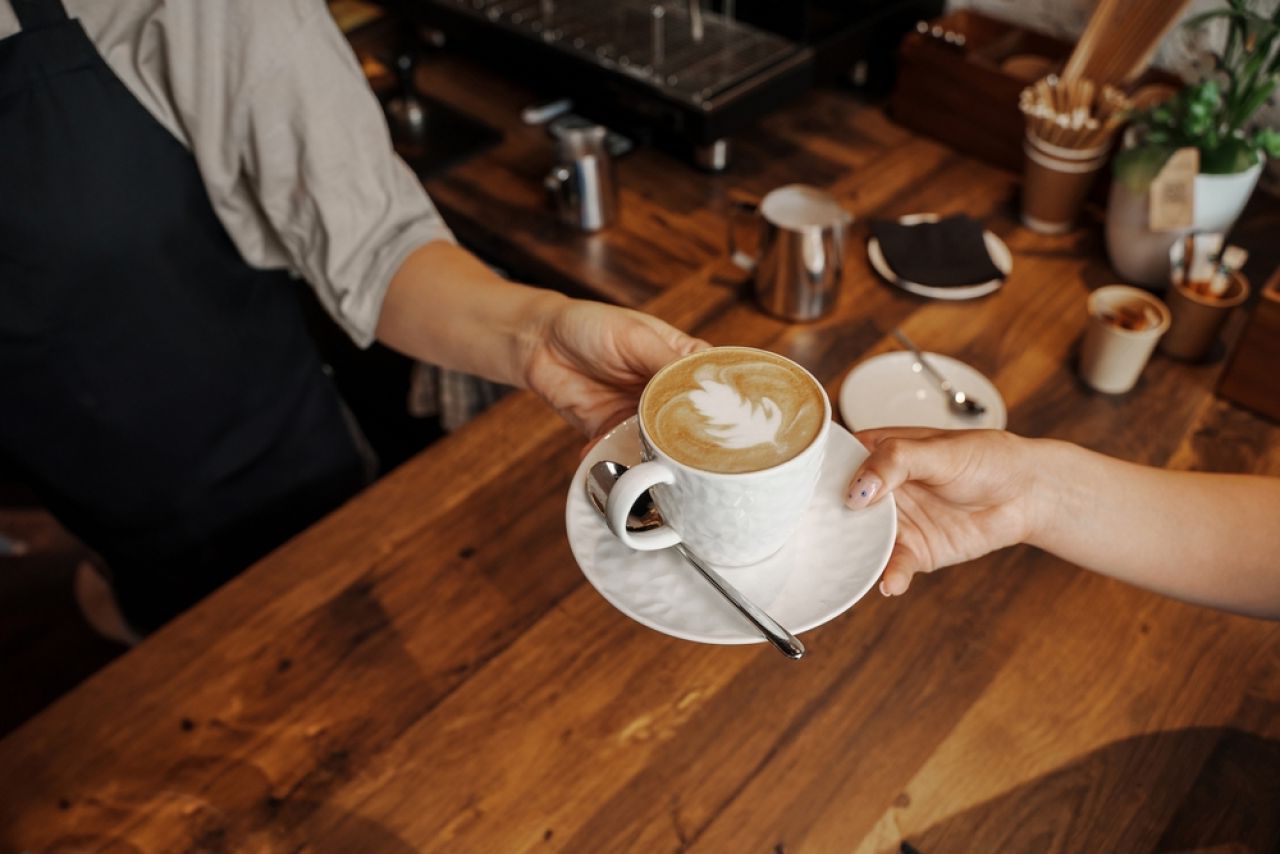 Stockholm: Prima cafenea AI devine virală! Vezi cum arată viitorul cafelei. FOTO