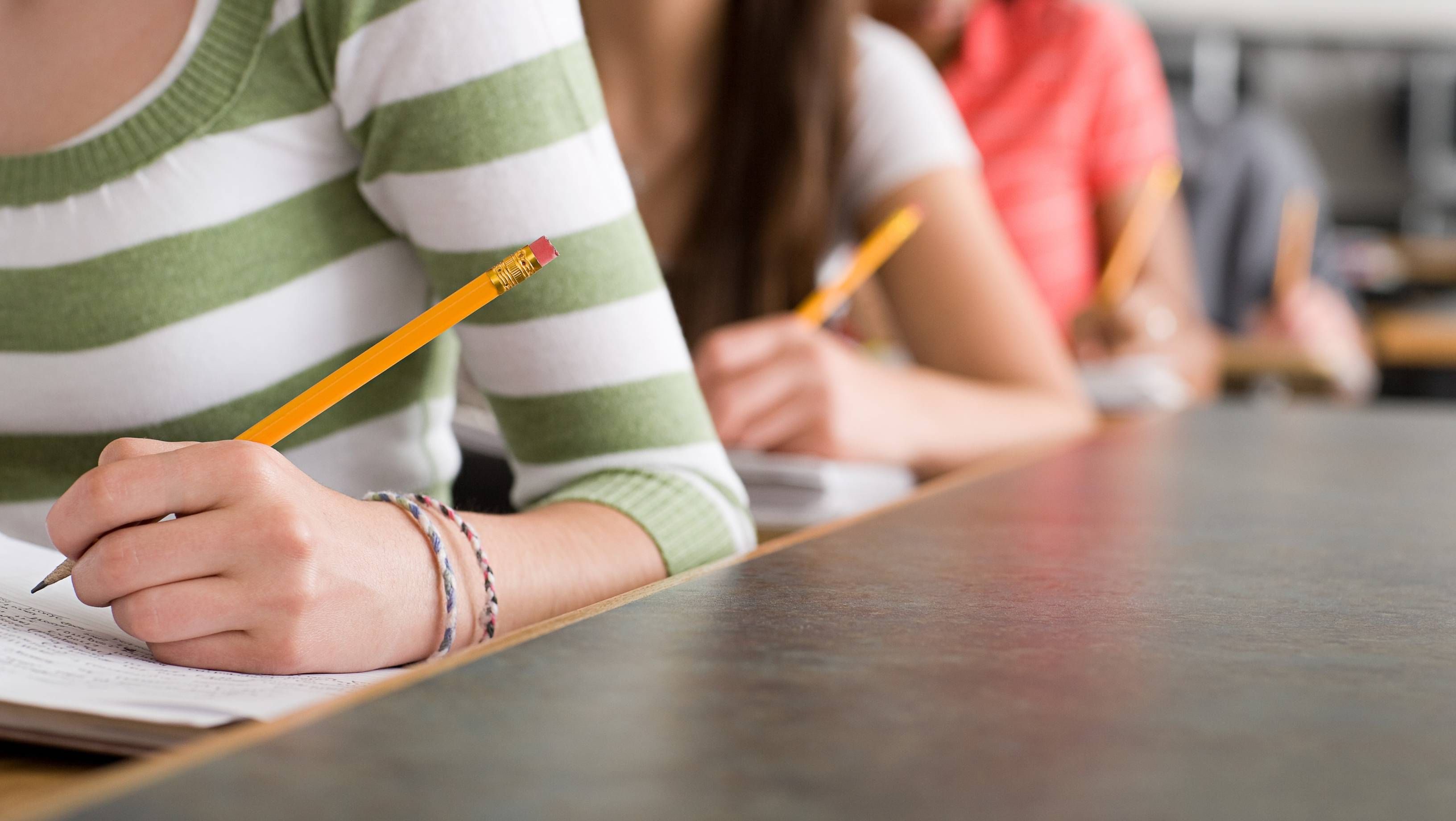 Educația la liceu se schimbă: 320 de noi programe școlare lansate de Minister