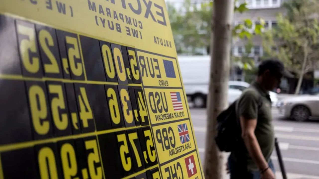 Euro explodează la 5.25 lei! Cursul valutar de vineri, 1 mai 2026, la băncile din România