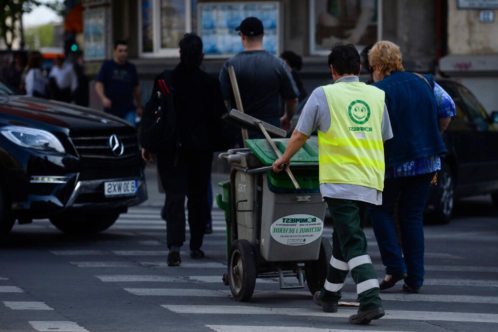 Curățenia stradală, în colaps în Sectorul 1! Romprest cere 90 de milioane de lei