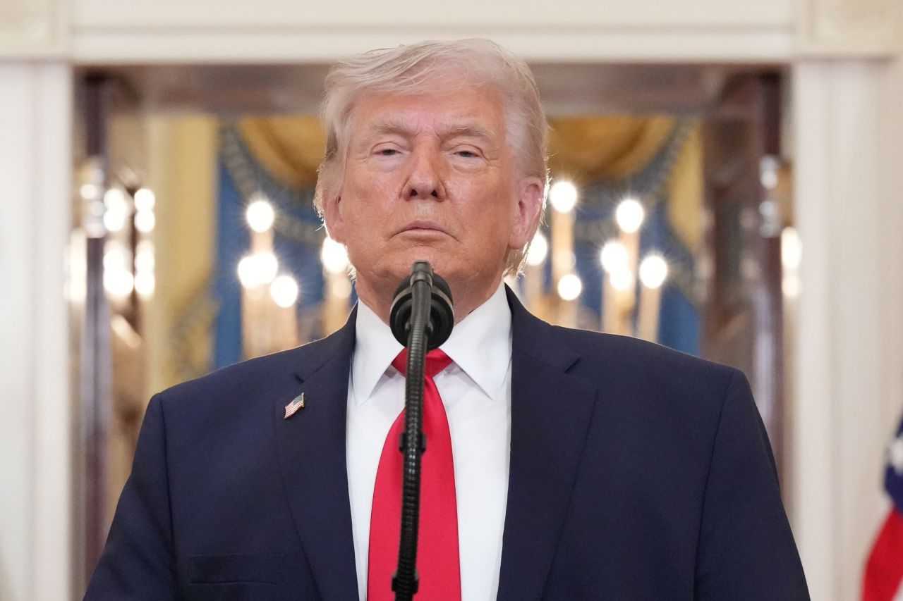 Trump lovește Europa: Taxe vamale majorate cu 25% pentru mașinile și camioanele UE în SUA