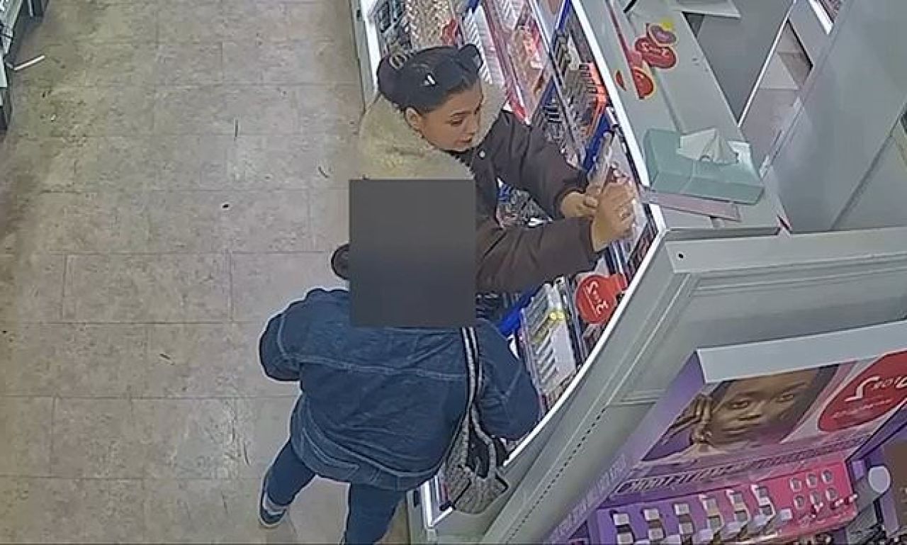 Furt de 115.000 euro: O româncă a golit un magazin de cosmetice din Londra. VIDEO șocant!
