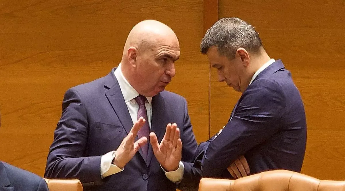 Moțiunea de cenzură Bolojan: Semnatarii se răzgândesc. Ce șanse mai are Guvernul?