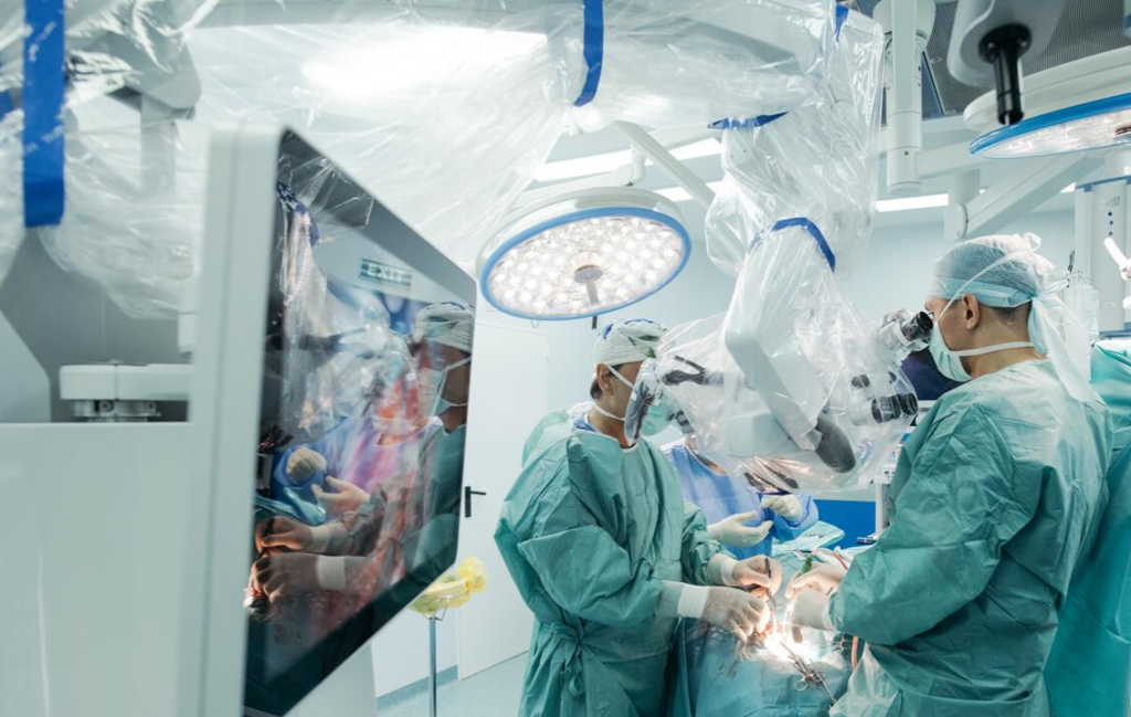 Tratament modern pentru hernia de disc: Află cele mai noi soluții!