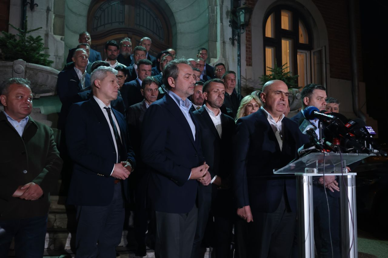 PNL, sub tensiune maximă! Liderii care refuză opoziția, acuzați: „Sunteți cu țiglele pe casă?”