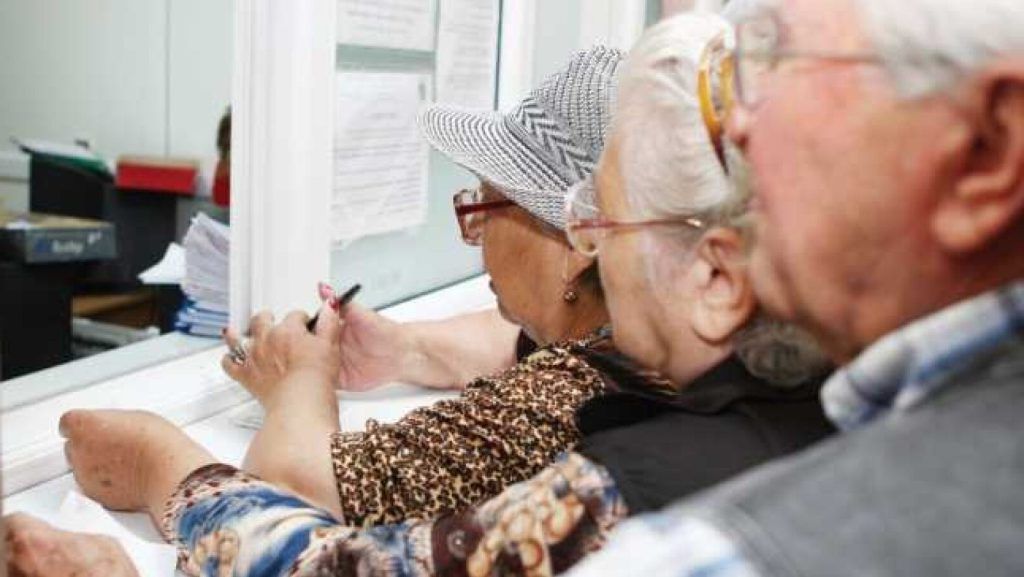 Recalcularea pensiei 2026: Ghid esențial pentru pensionarii aflați în litigiu cu casele de pensii