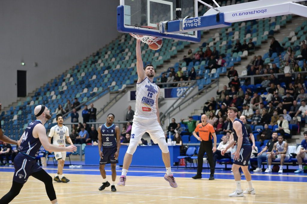 U-BT Cluj, după eșecul european, atacă semifinala campionatului cu SCMU Craiova!